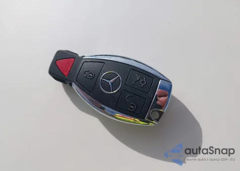 2018 Mercedes-Benz Glc 300 4Matic from USA, damaged, VIN WDC0G4KB5JF402252